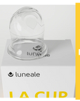 Packshot de La Cup Luneale taille Lavec sa boîte : cup menstruelle française, idéale pour les flux abondants. Protection périodique durable, confortable et adaptée au sport et au quotidien.