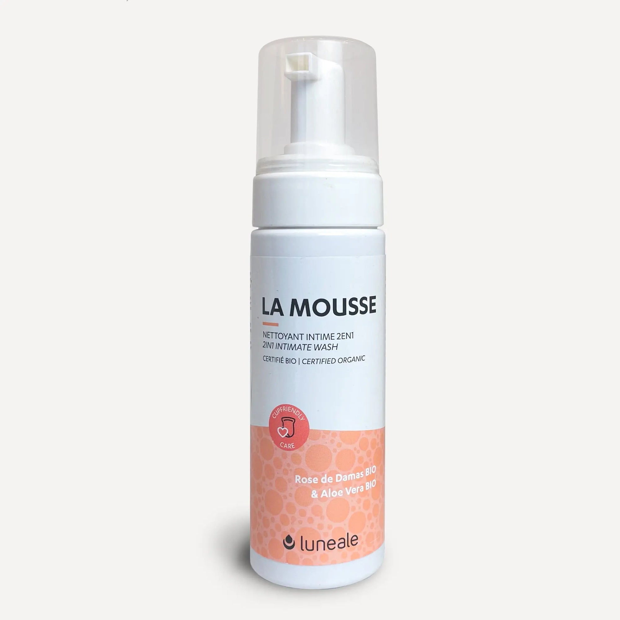 Packshot de La Mousse Luneale, mousse nettoyante intime naturelle et bio. Formule douce sans sulfate ni savon, adaptée à la zone intime et au nettoyage des cups menstruelles. Soin BIO respectueux du corps et de l’équilibre intime